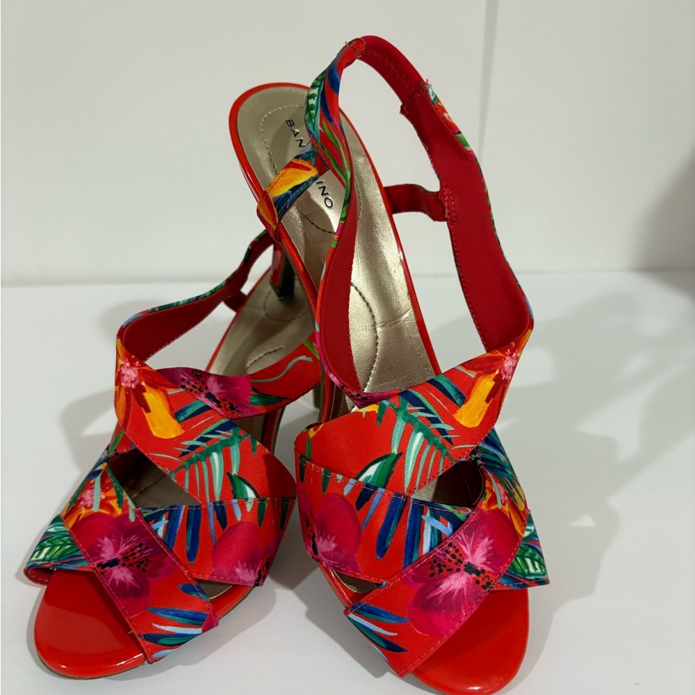 BANDOLINO MOLVENA Floral Slingback Heeled Sandals, never worn